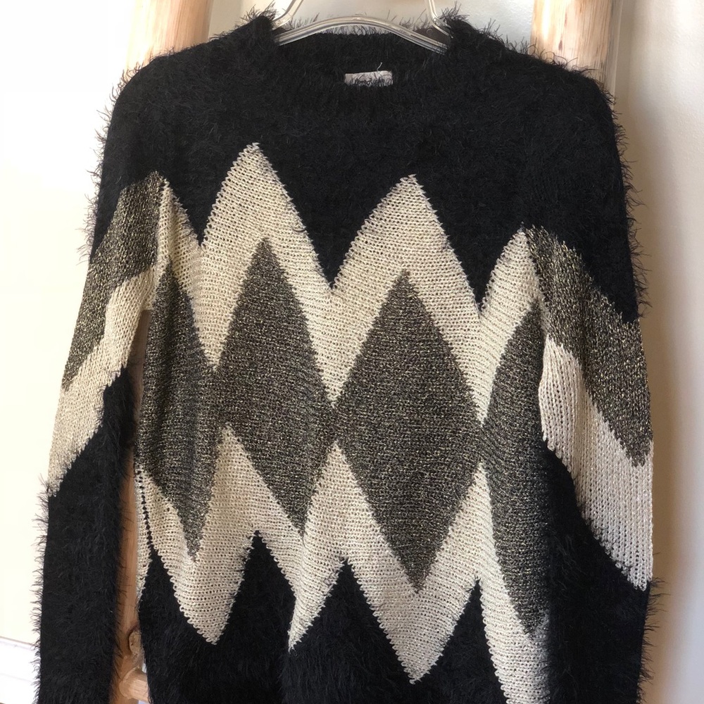 Comfy and cute sweater - sz S